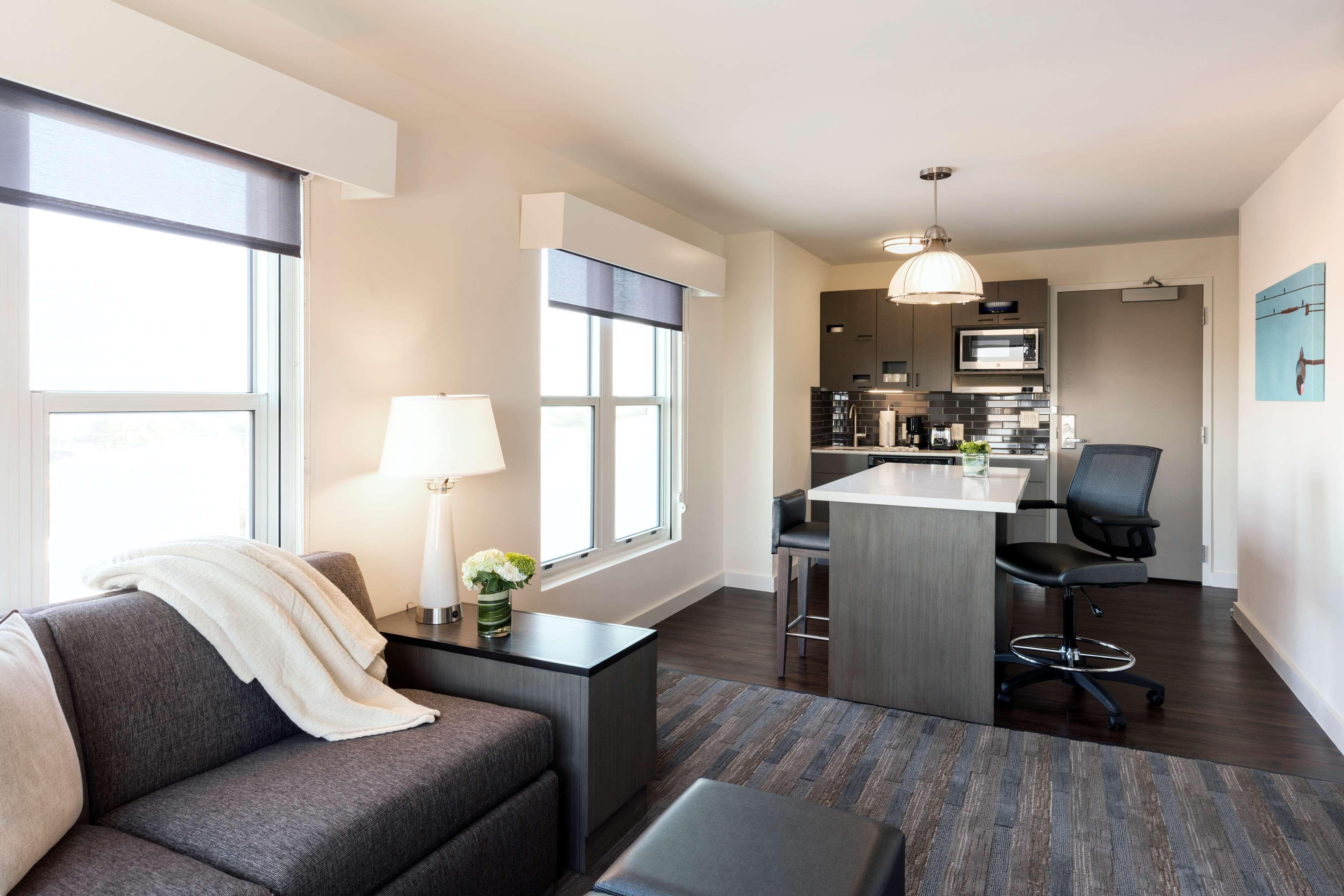 Hyatt House Charleston - Historic District Hotell Rum bild